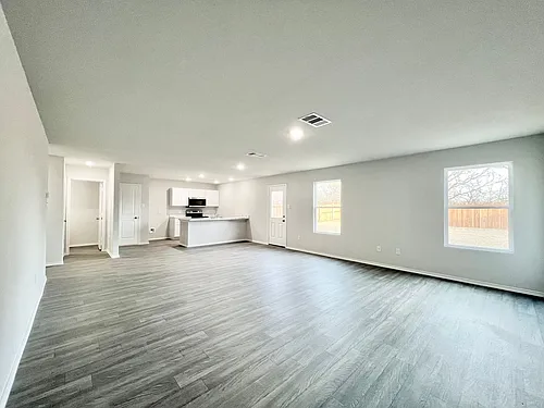 872 Eagles Nest Dr Photo 1