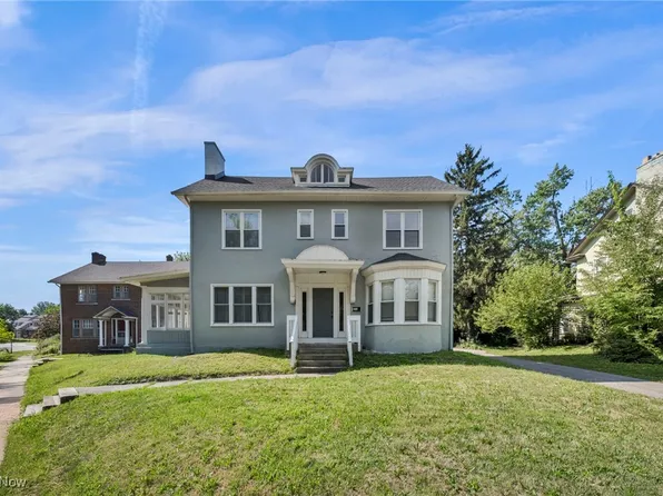 3312 Redwood Rd, Cleveland Heights, OH 44118