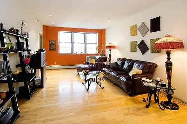 Rented by Corcoran | media 15