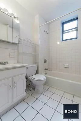 Rented by Bond New York | media 4