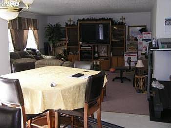 3rd image of 4015 NE 165th Pl