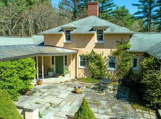 269 Boxboro Rd, Stow, MA 01775