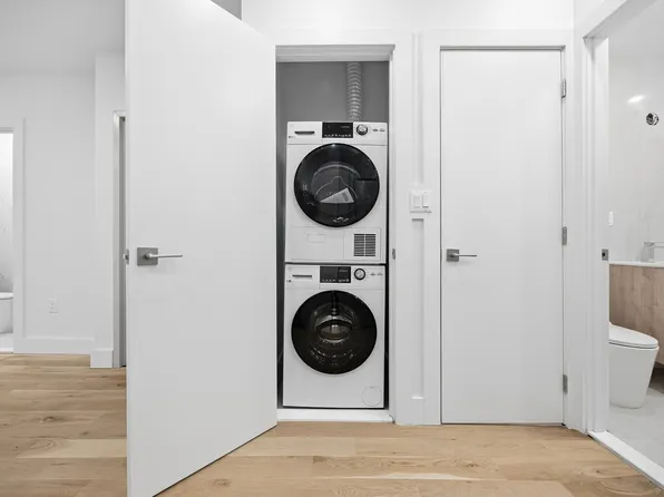 34 Avenue A image 7 of 14