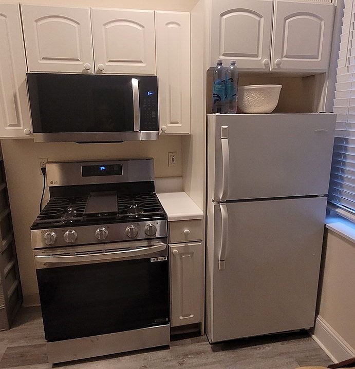 1st image of 60 Queensberry St APT 2