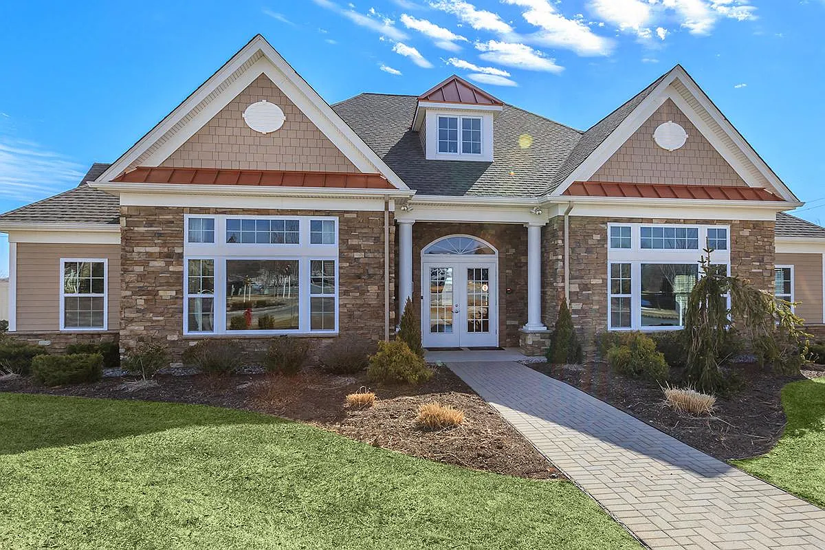 Sterling Parc at Middletown — Photo 2