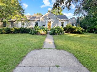 251 W Lake St, Excelsior, MN 55331