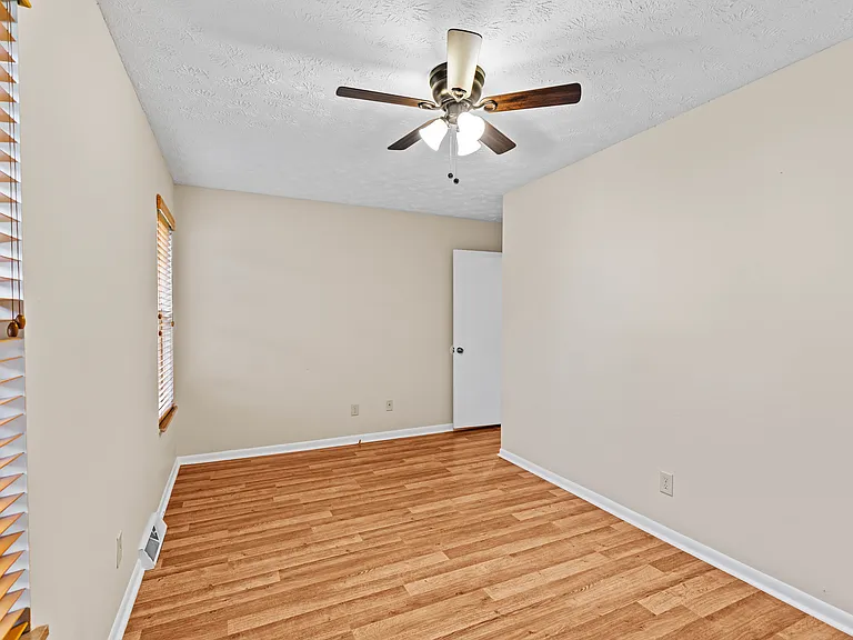 12105 W Kings Gate Rd — Photo 20