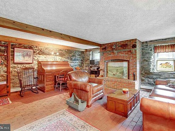 3rd image of 12046 Bohr Ct