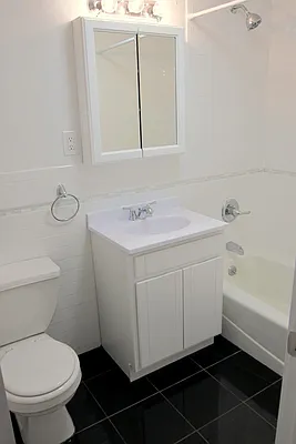 Rented by Tosh Marks Property Group | media 16