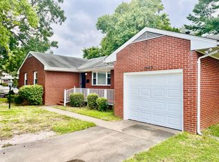 1043 Aberdeen Rd, Hampton, VA 23666