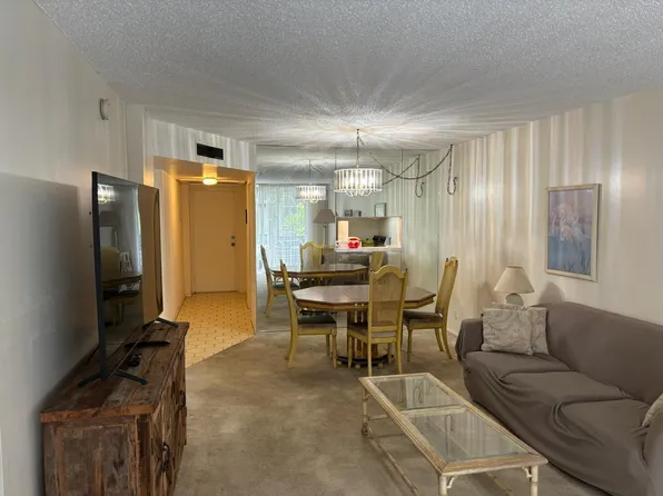 5300 NE 24th Terrace #124, Fort Lauderdale, FL 33308