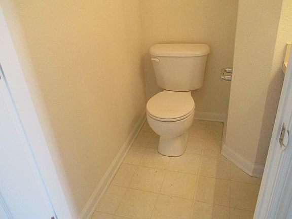 5th image of 1666 Biscayne Bay Cir