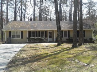 211 Zion Wood Rd, Loganville, GA 30052