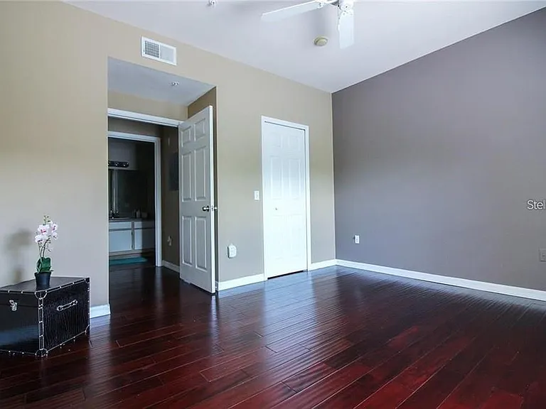 6029 Westgate Dr #725 — Photo 8