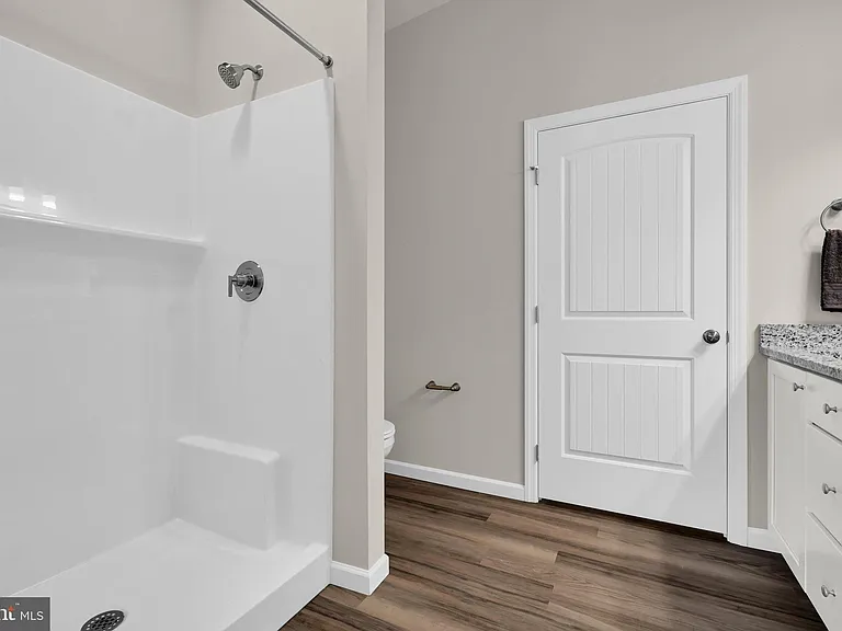 1000 Colby Ln #1204 — Photo 31