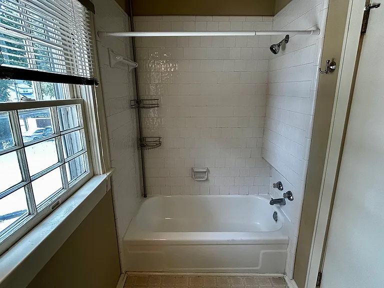 731 Jenkins Ave #B — Photo 13