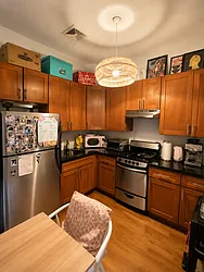 921 Broadway, #4L