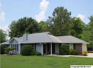 5905 Jarmon Rd, Guntersville, AL 35976