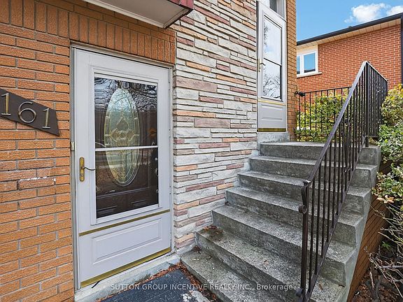 2nd image of 161 Harold St