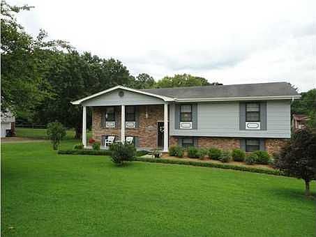 1st image of 8414 Iris Dr