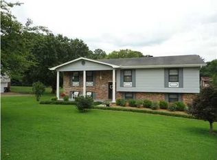 8414 Iris Dr, Chattanooga, TN 37421
