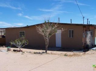 56366 Linn Rd, Landers, CA 92285