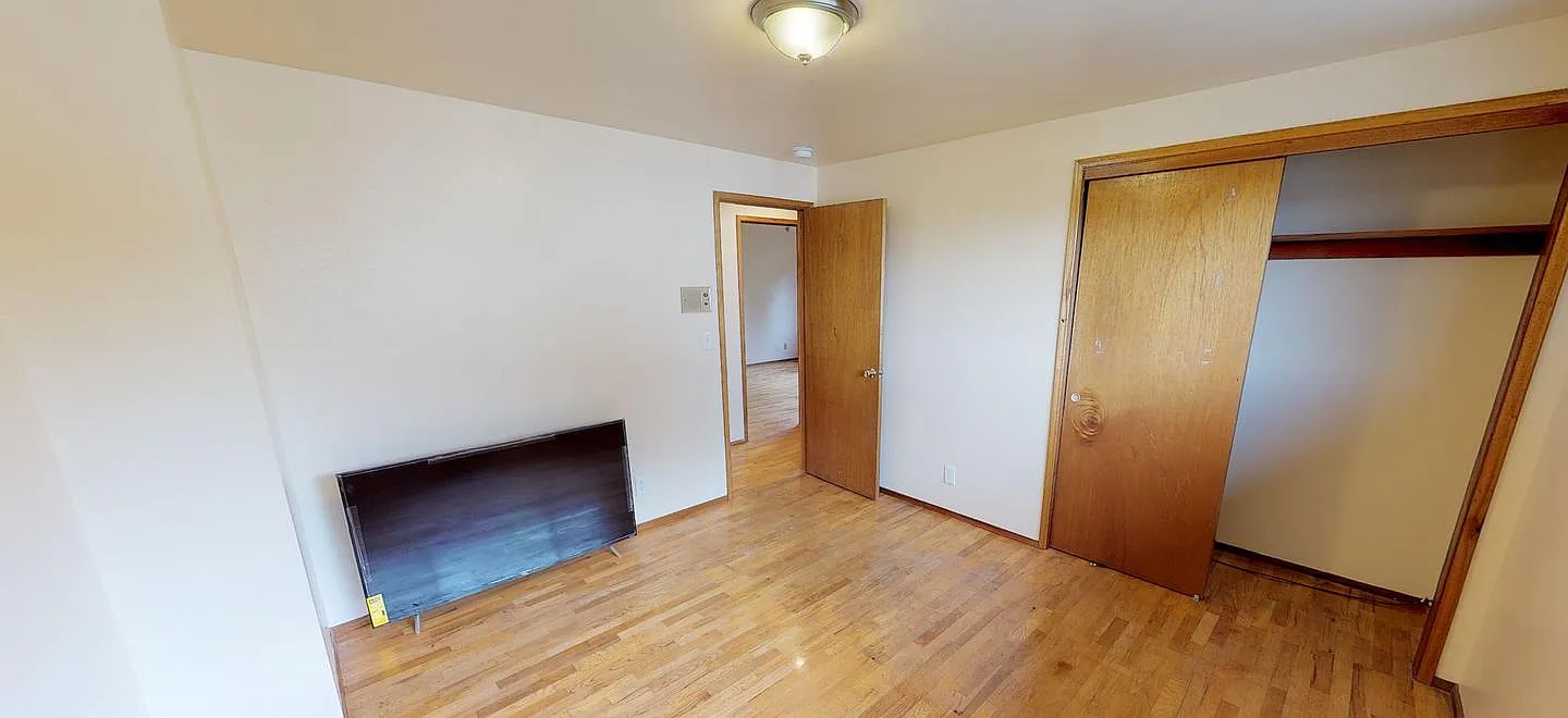 Private Room in North Beacon Hill House - 1801 S Walker Street — Photo 3