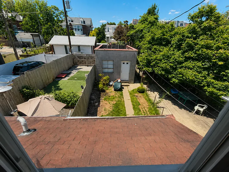 627 Kohn St — Photo 6