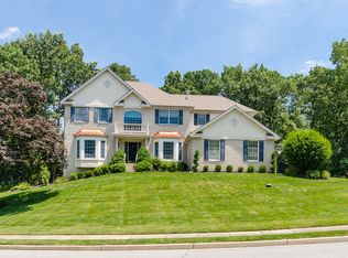 4 Danforth Dr, Voorhees, NJ 08043