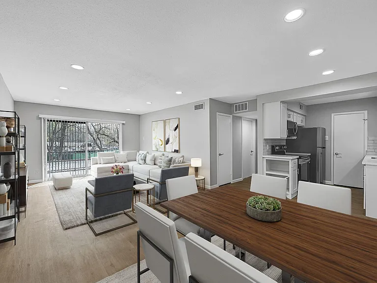 7555 Katy Fwy #146 — Photo 1