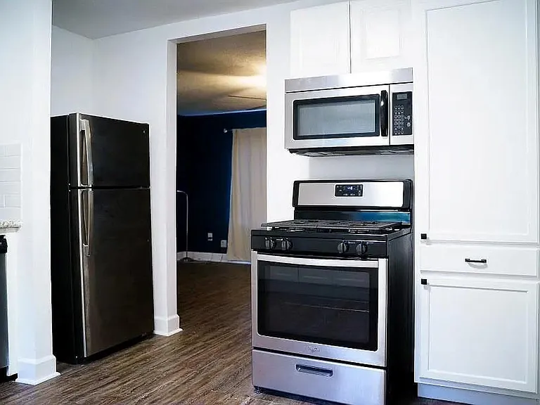 5211 Myrtlewood St — Photo 3