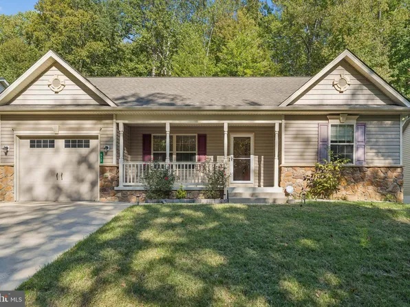 512 Falcon Pl, Prince Frederick, MD 20678