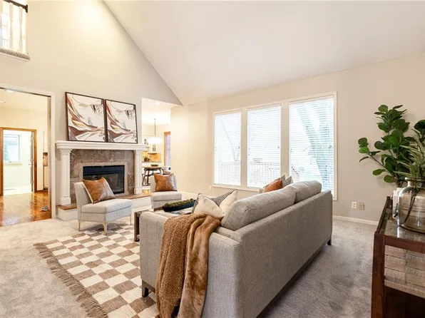 12215 Sagamore Rd, Leawood, KS 66209