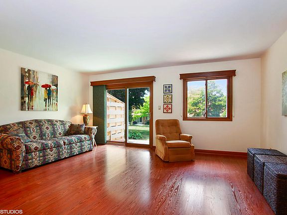 2nd image of 4608 S Woodland Dr #4608