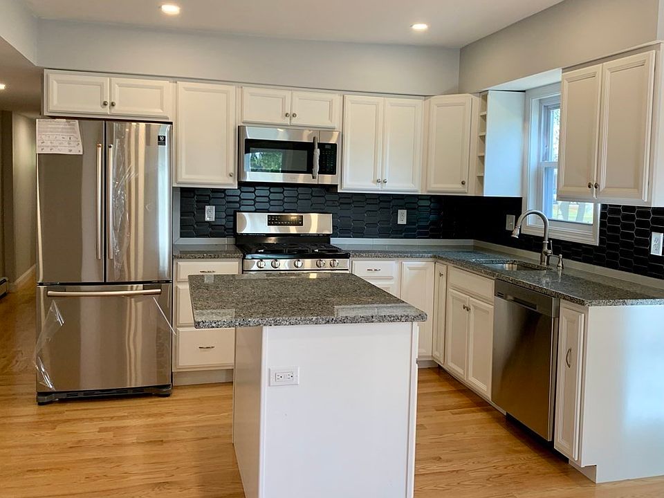 1st image of 345 Water St #1