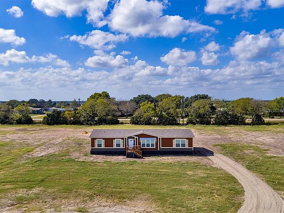 4th image of 2835 Grays Prairie Ln
