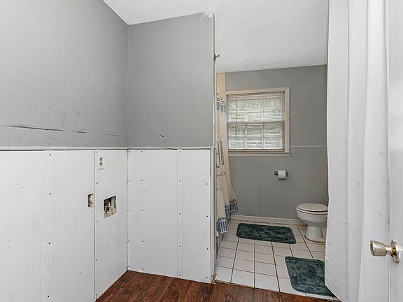 5th image of 110 Mason Rd