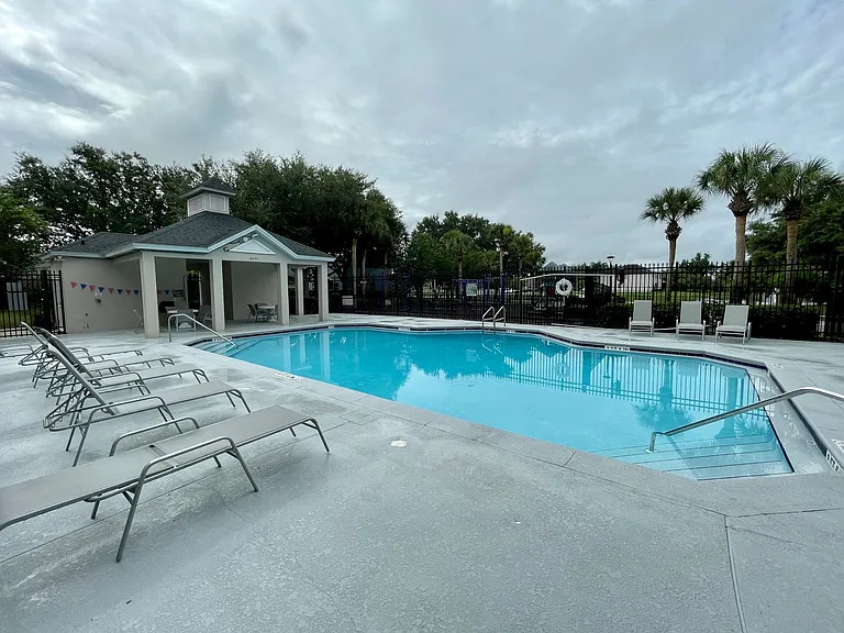 3729 Shawn Cir — Photo 32