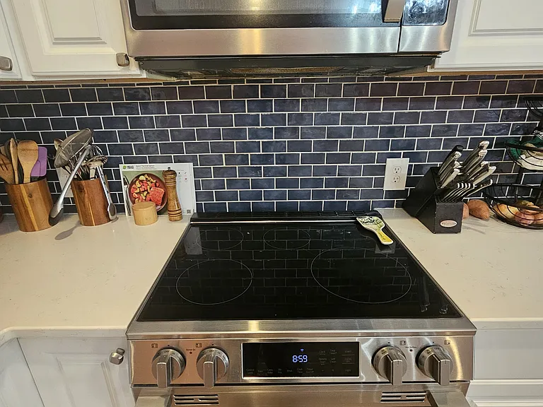 2737 Celia Ave — Photo 9