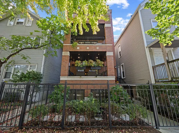 (undisclosed Address), Chicago, IL 60614