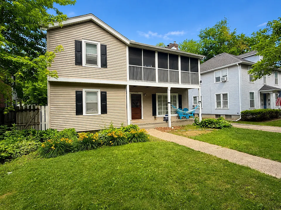1514 Golden Ave #2