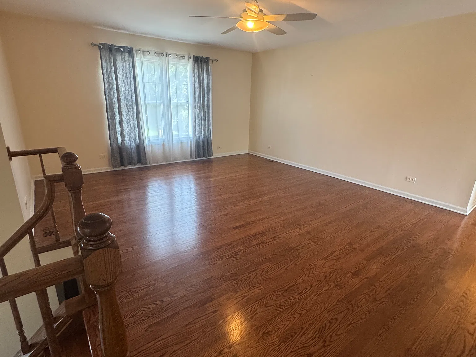4 bed, 2218 sqft, $3,400 — Photo 3