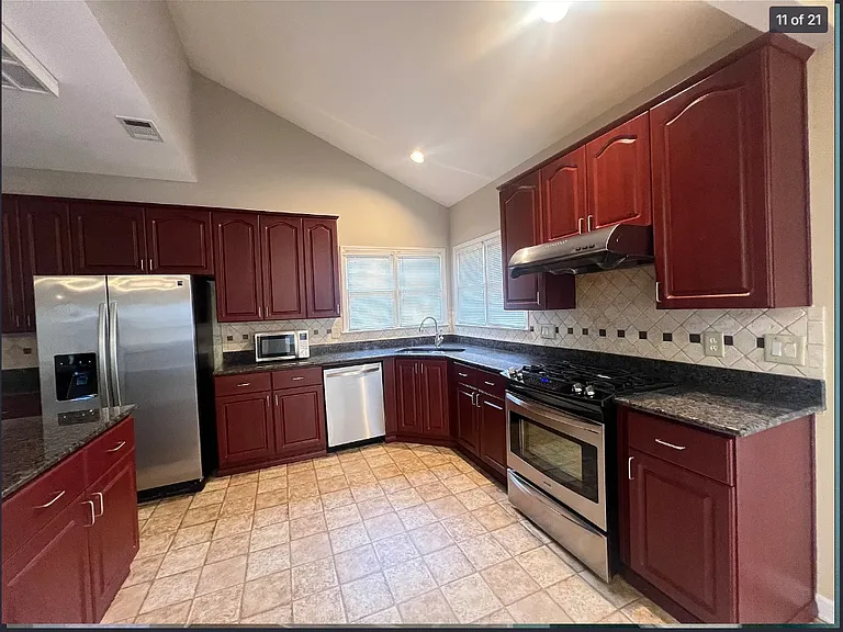 11015 Pennbrooke Xing — Photo 10