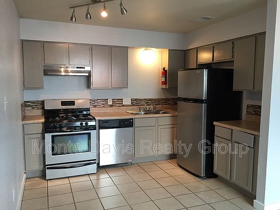 3rd image of 1203 Southport Dr APT C