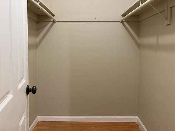 3rd image of 3710 Geraldine Ave APT 6