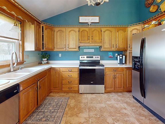5th image of 11155 Silverthorn Rd