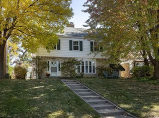 5353 Woodlawn Blvd, Minneapolis, MN 55417