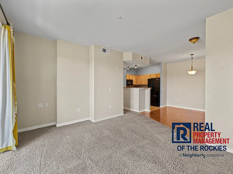 2133 Krisron Rd #C-207 — Photo 9