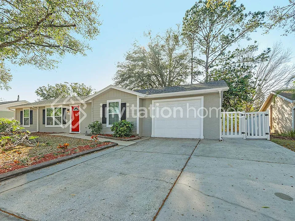 8033 Banister Ln