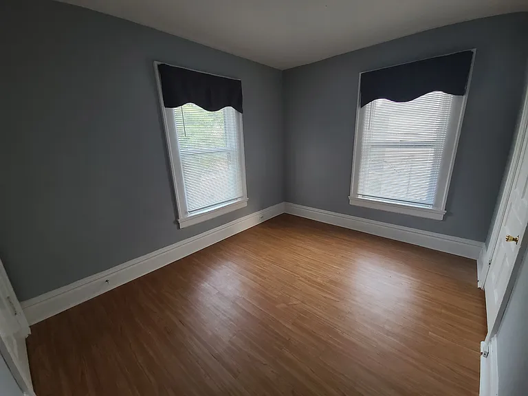 228 N Avon St #2 — Photo 16